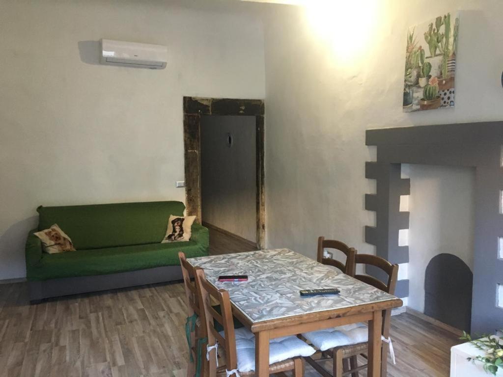 Terrazza Il Canto Al Romano فيليني فالدارنو المظهر الخارجي الصورة